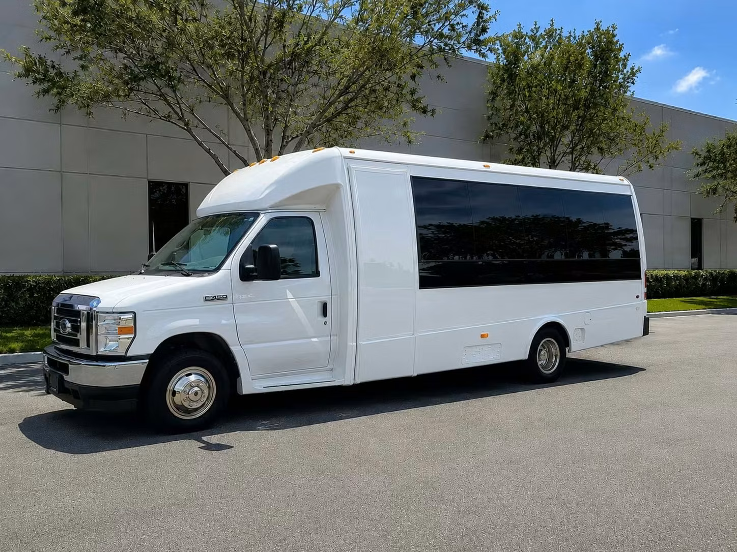 greenfield 15 passenger minibus rental
