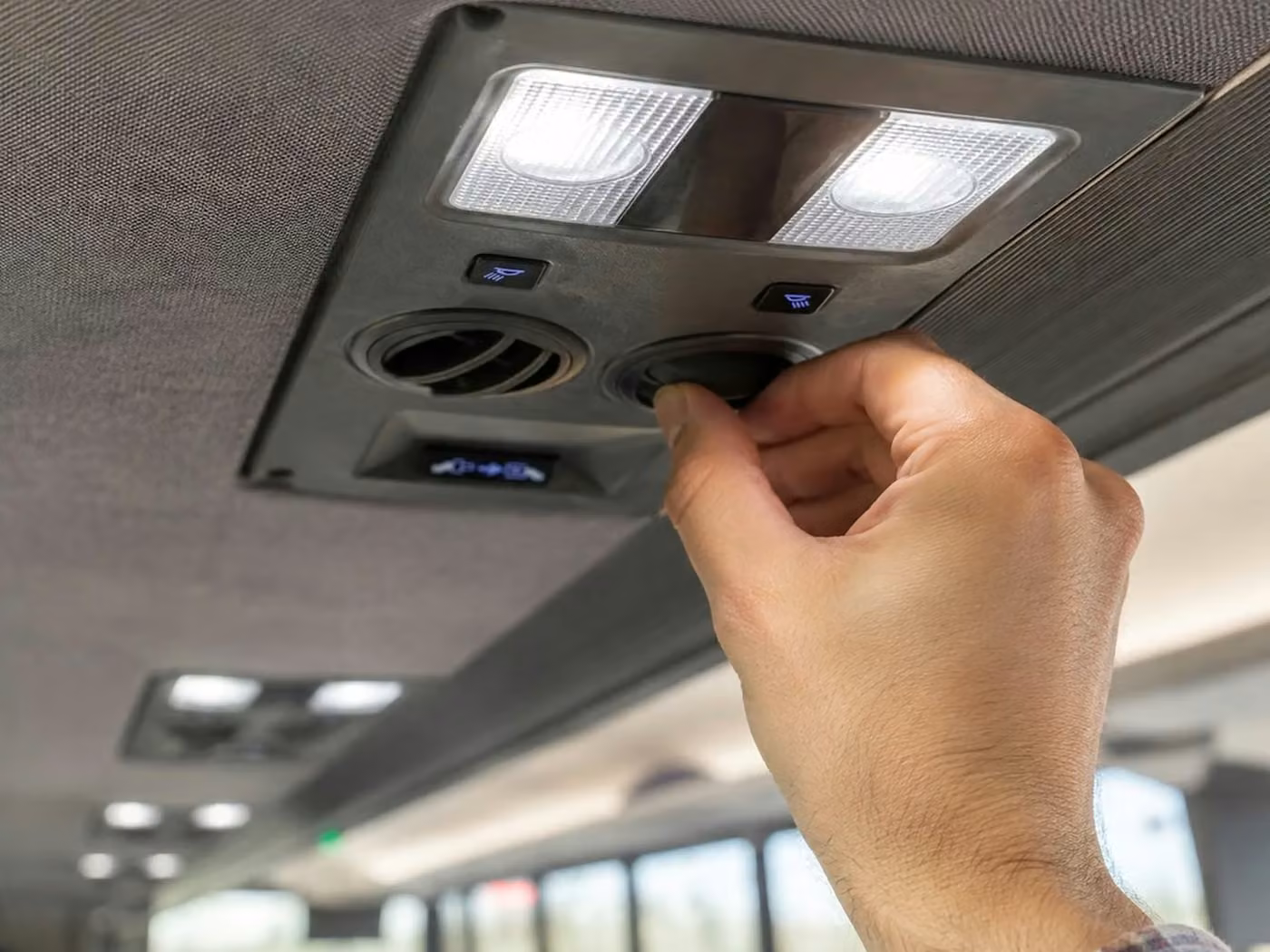 greenfield 25 passenger minibus air conditioning