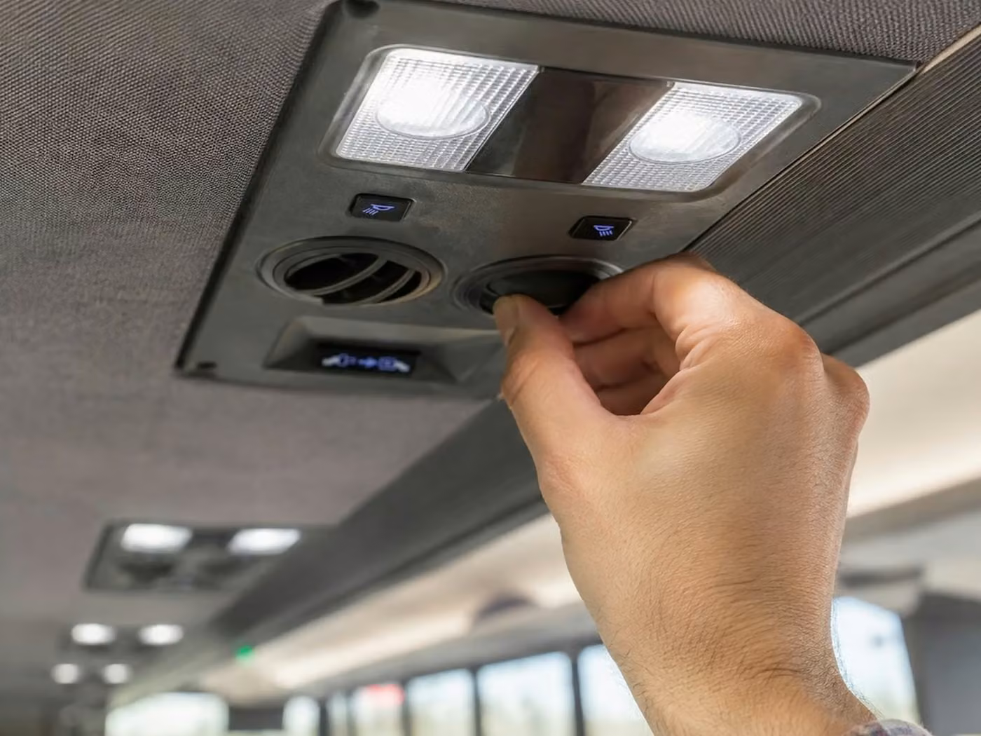 greenfield 30 passenger minibus air conditioning