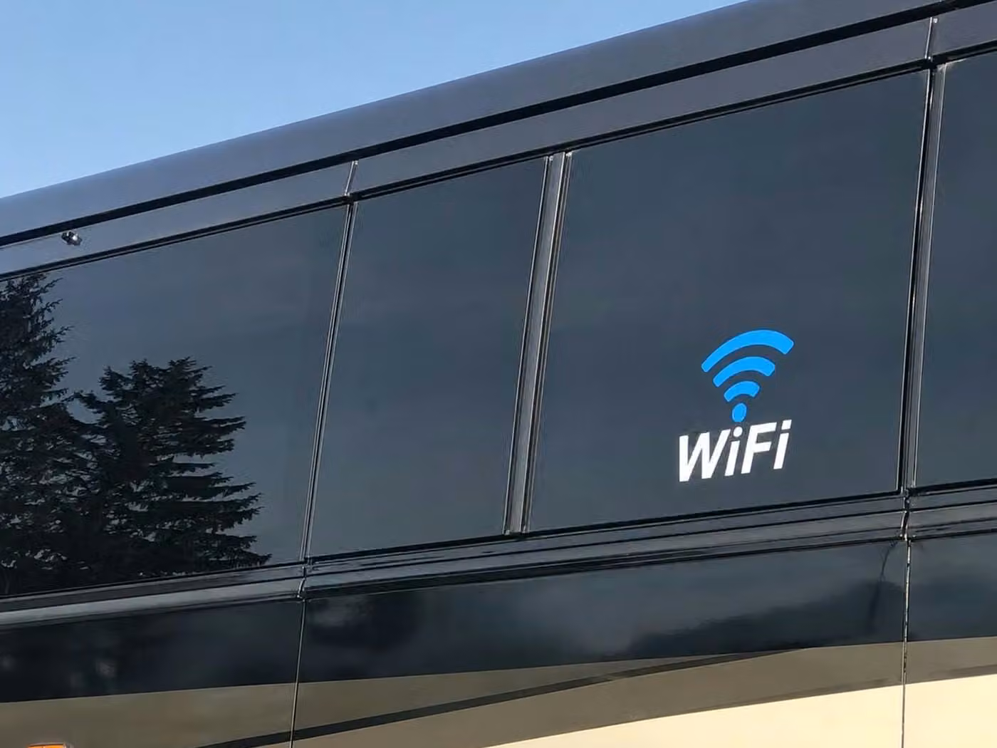 greenfield 30 passenger minibus wifi
