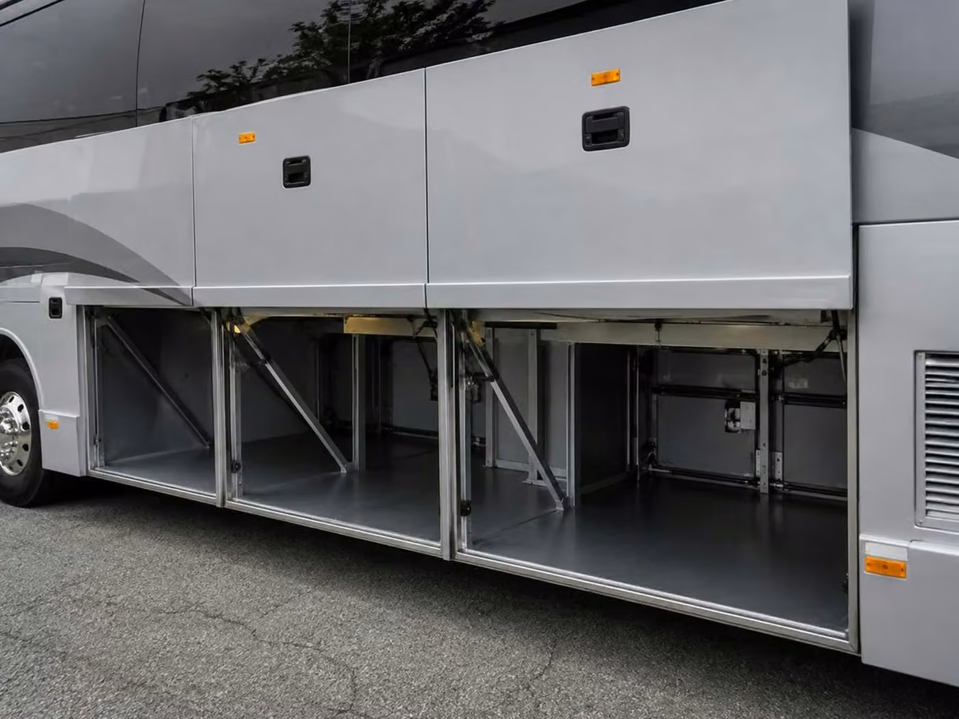 greenfield 56 passenger charter bus luggage bays