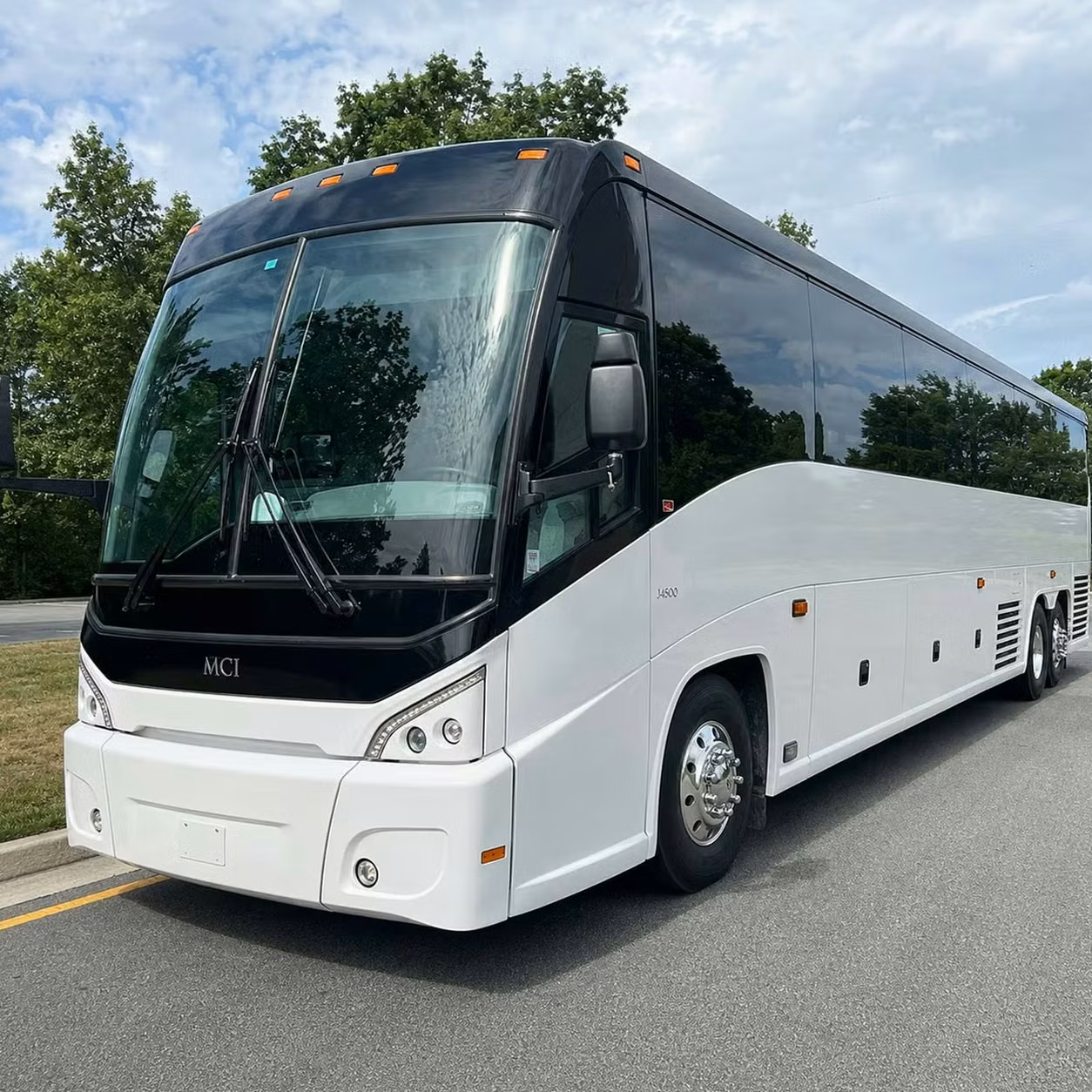 greenfield custom shuttle loops between greenfield hotels bars and venue gates