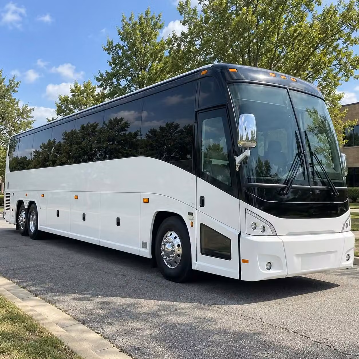 greenfield shuttle bus services to lucas oil stadium